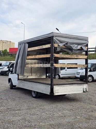 Ford Transit-7