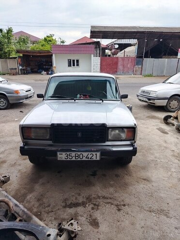 LADA (VAZ) 2107-1
