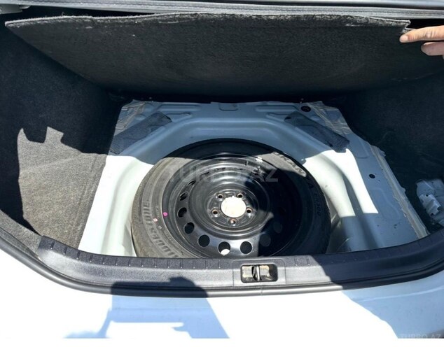 Toyota Corolla-13