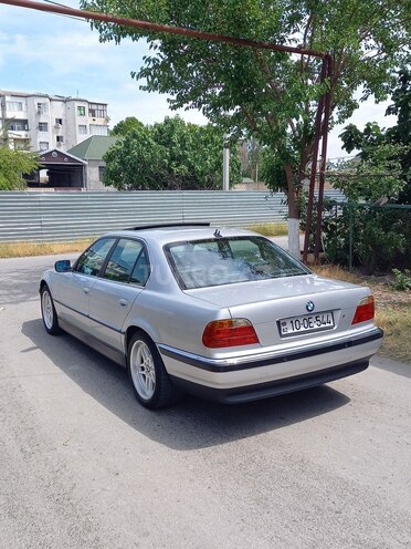 BMW 728-16