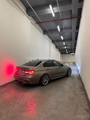 BMW 330-5