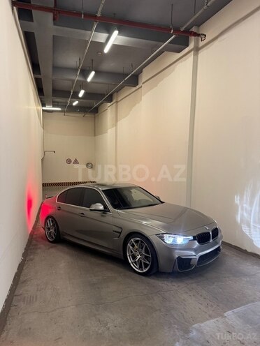 BMW 330-3