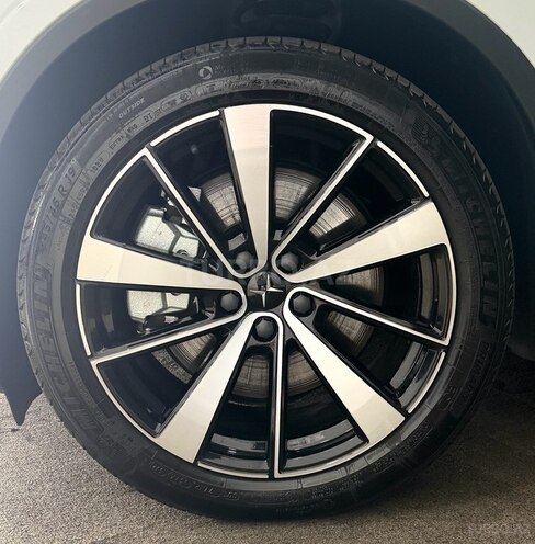 Polestar 2-15