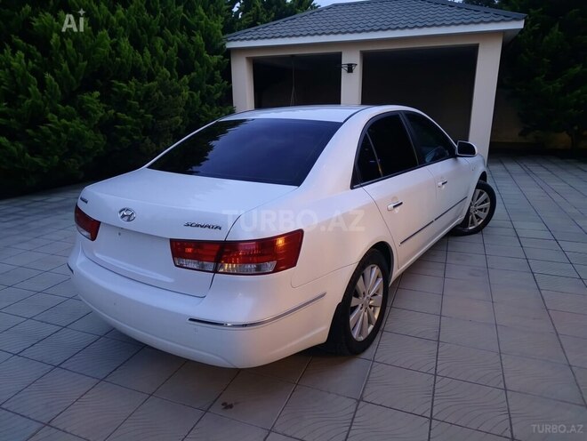 Hyundai Sonata-4