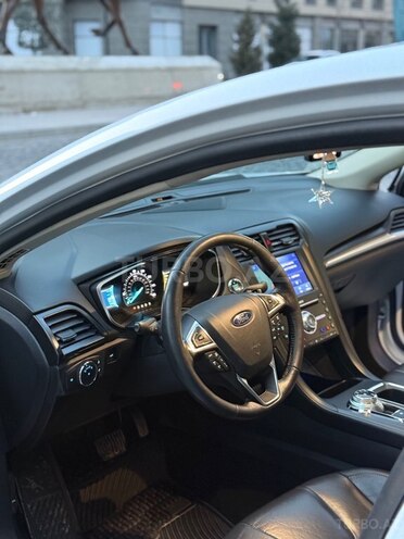 Ford Fusion (North America)-9