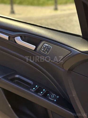 Ford Fusion (North America)-14