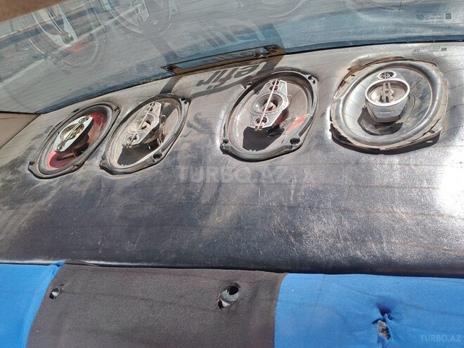 Opel Vectra-12