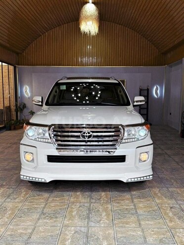 Toyota Land Cruiser-5