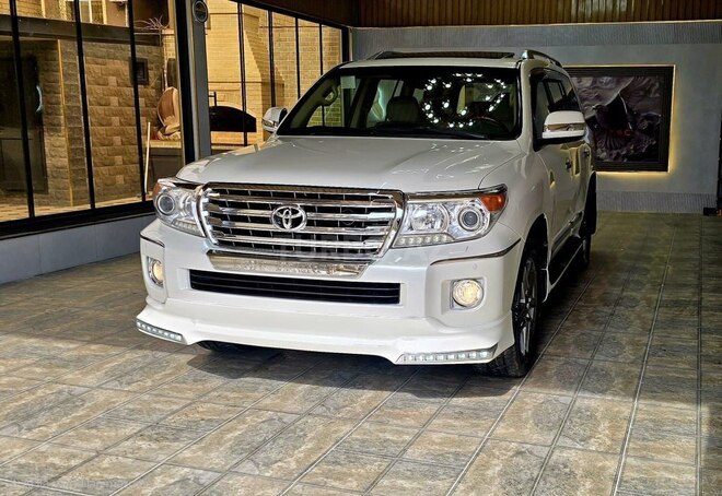 Toyota Land Cruiser-8