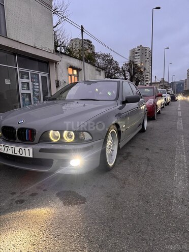 BMW 523-2