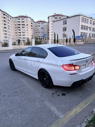 BMW 528-12