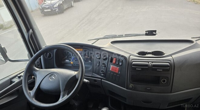 Mercedes Atego 818-10