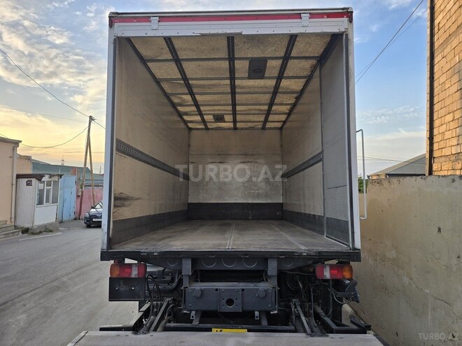 Mercedes Atego 818-9
