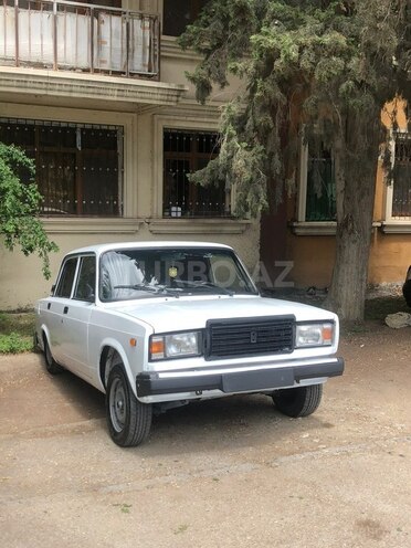 LADA (VAZ) 2107-2