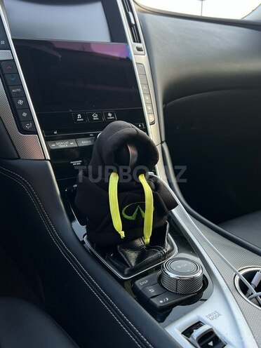 Infiniti Q50-7