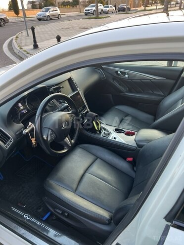Infiniti Q50-9