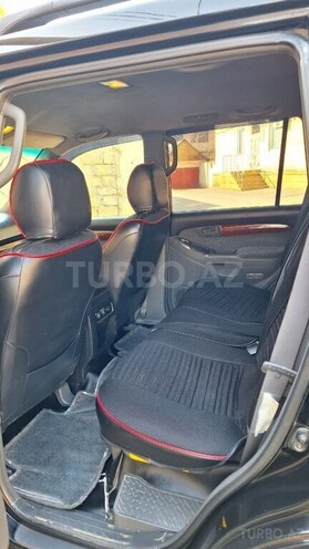 Toyota Land Cruiser Prado-7