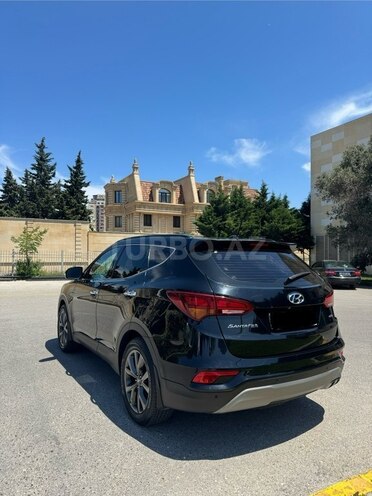 Hyundai Santa Fe-4