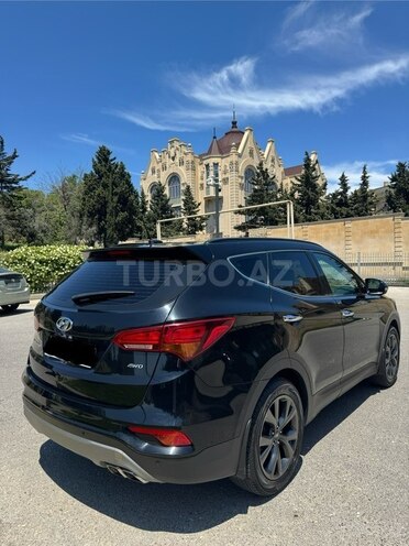 Hyundai Santa Fe-5