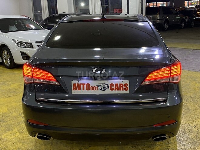 Hyundai i40-8