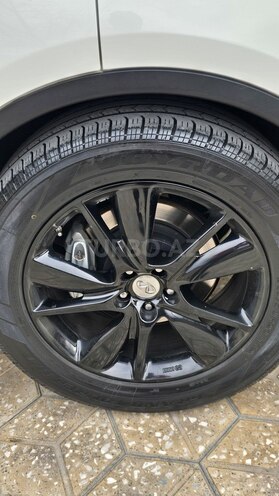 Infiniti FX35-12