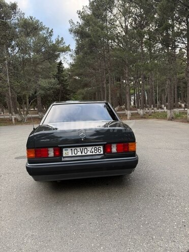 Mercedes 190-7