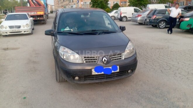 Renault Scenic-1