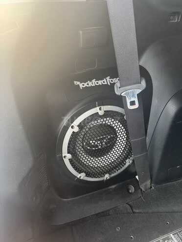 Mitsubishi Outlander-5