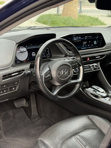 Hyundai Sonata-15