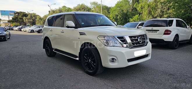 Nissan Patrol 2013, 232,000 km - 5.6 l - Bakı