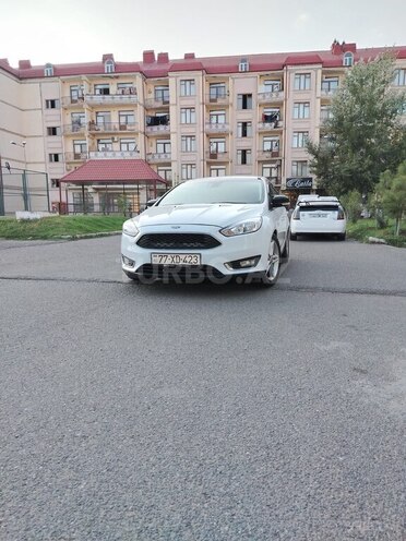 Ford Focus-1
