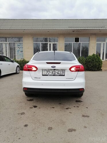 Ford Focus-5