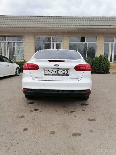 Ford Focus-4