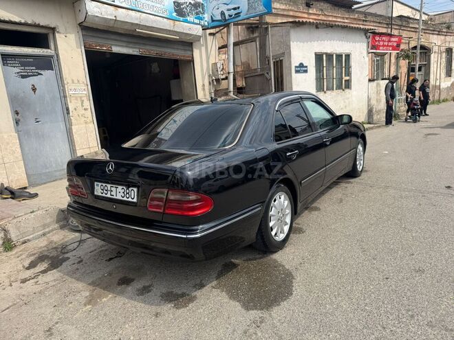 Mercedes E 220-7