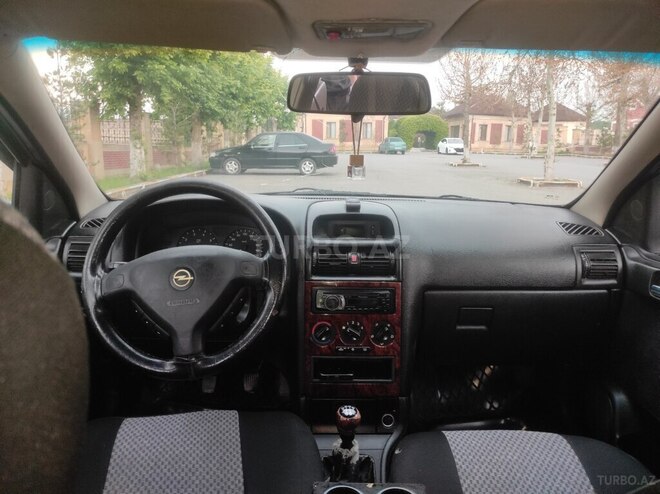 Opel Astra-8