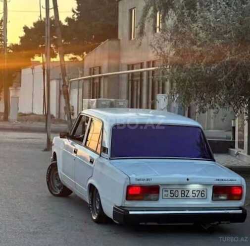 LADA (VAZ) 2107-2