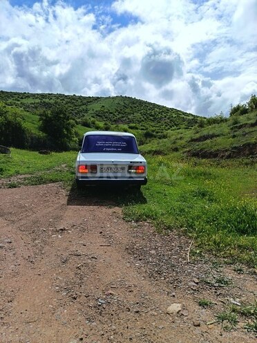 LADA (VAZ) 2107-4