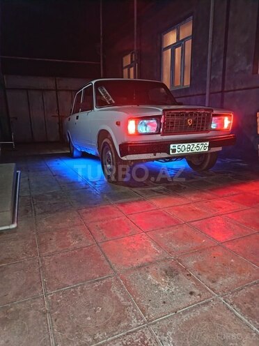 LADA (VAZ) 2107-1