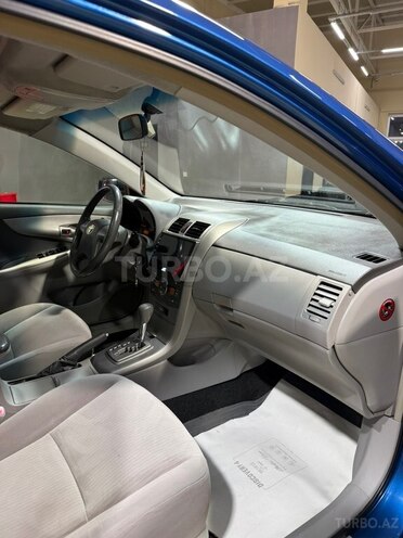Toyota Corolla-15