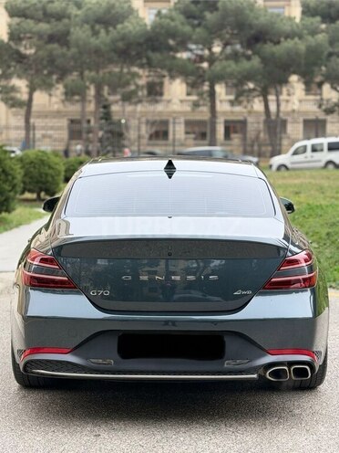 Genesis G70-2