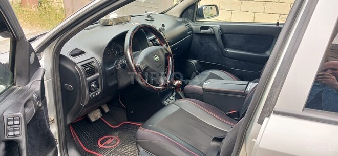 Opel Astra-9