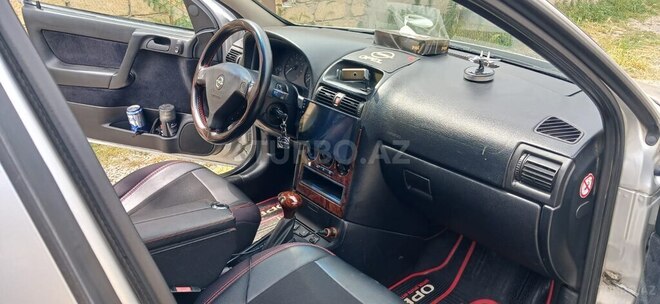 Opel Astra-13
