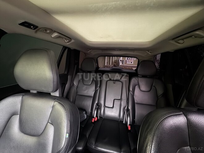 Volvo XC90-5