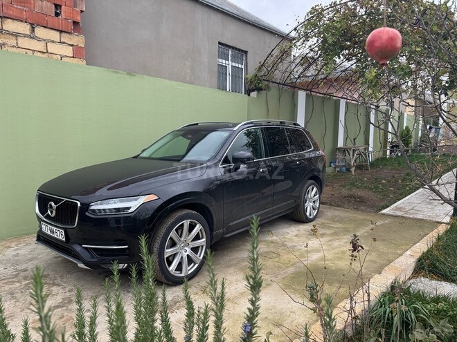 Volvo XC90-4