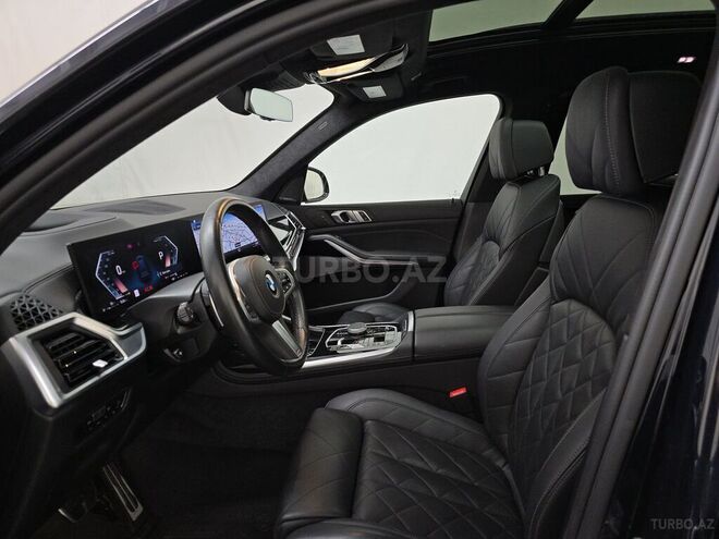 BMW X7-15