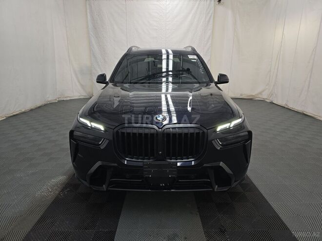BMW X7-1