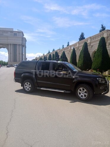 Volkswagen Amarok-3