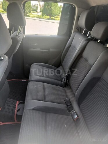 Volkswagen Amarok-5