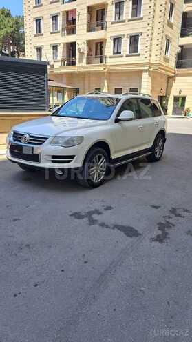 Volkswagen Touareg-1