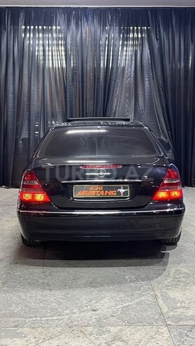 Mercedes E 220-8